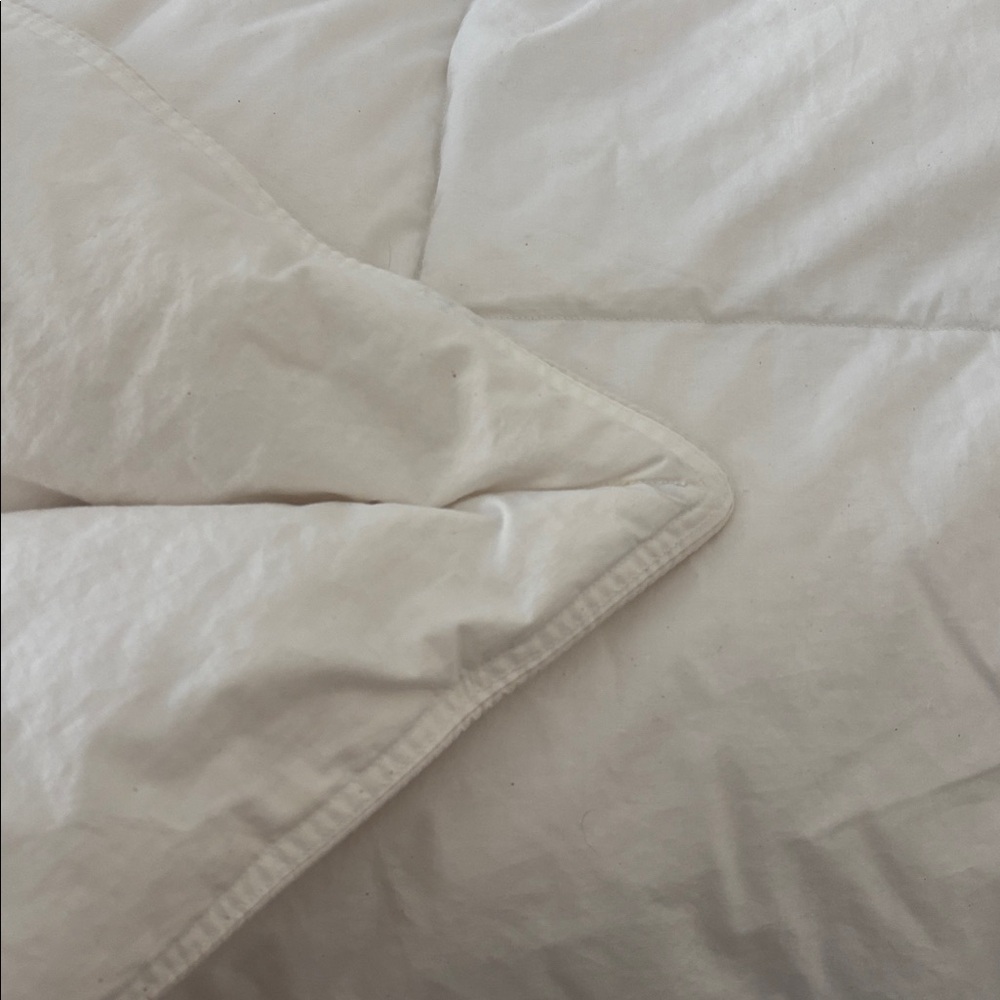White goose down duvet full/queen - Picture 2 of 4